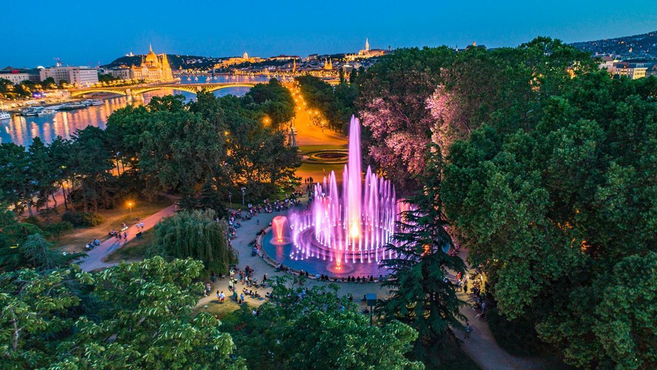 Island Hostel Budapest (Adults Only) Eksteriør billede The Danube Park