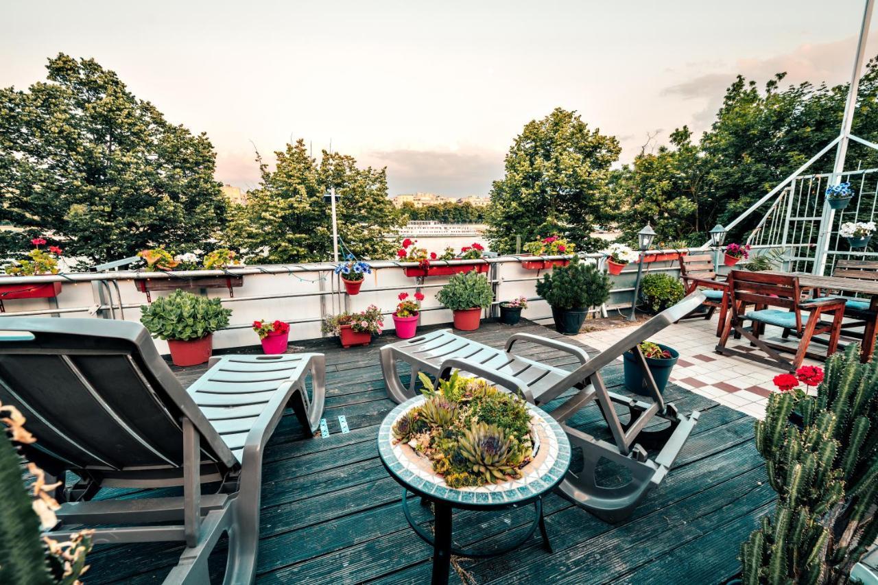 Island Hostel Budapest (Adults Only) Eksteriør billede Rooftop garden