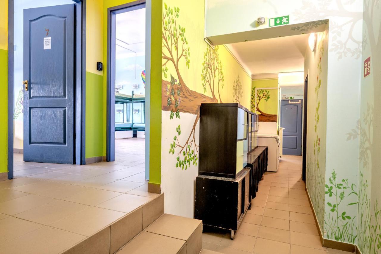 Island Hostel Budapest (Adults Only) Eksteriør billede The interior of the hospital